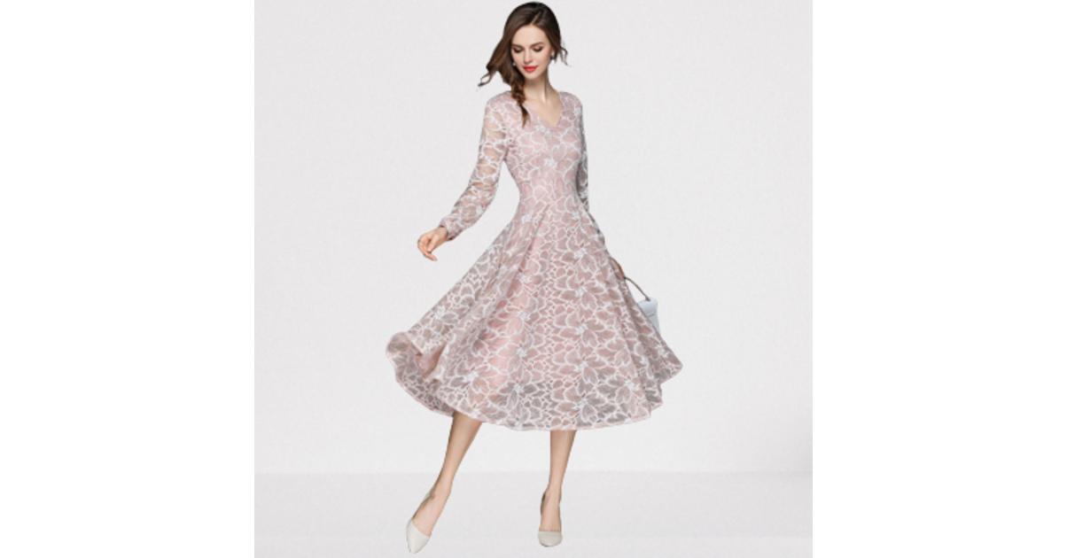 Robe en dentelle - Robes fleuries/Robes mi-longues fleuries - Flower-corner